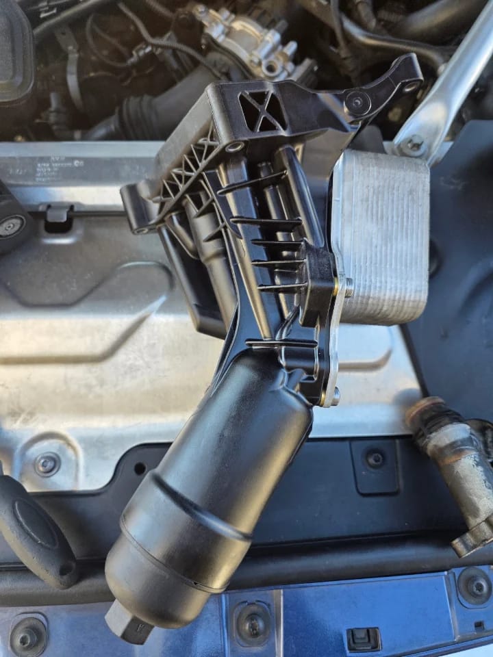 Oil filter housing swap